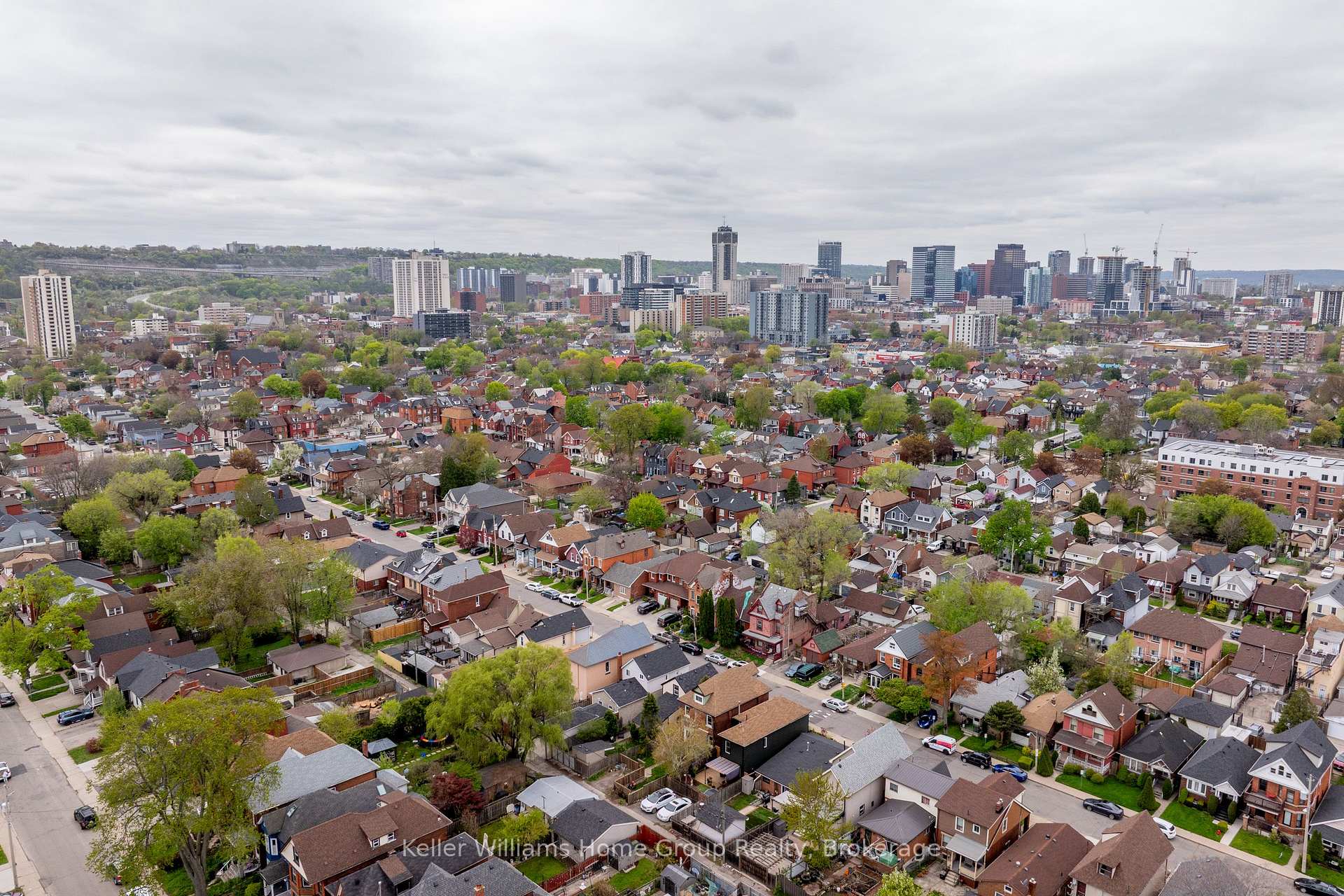 Photo 48 of 82 Oak Avenue, Hamilton, Landsdale — HOMEH