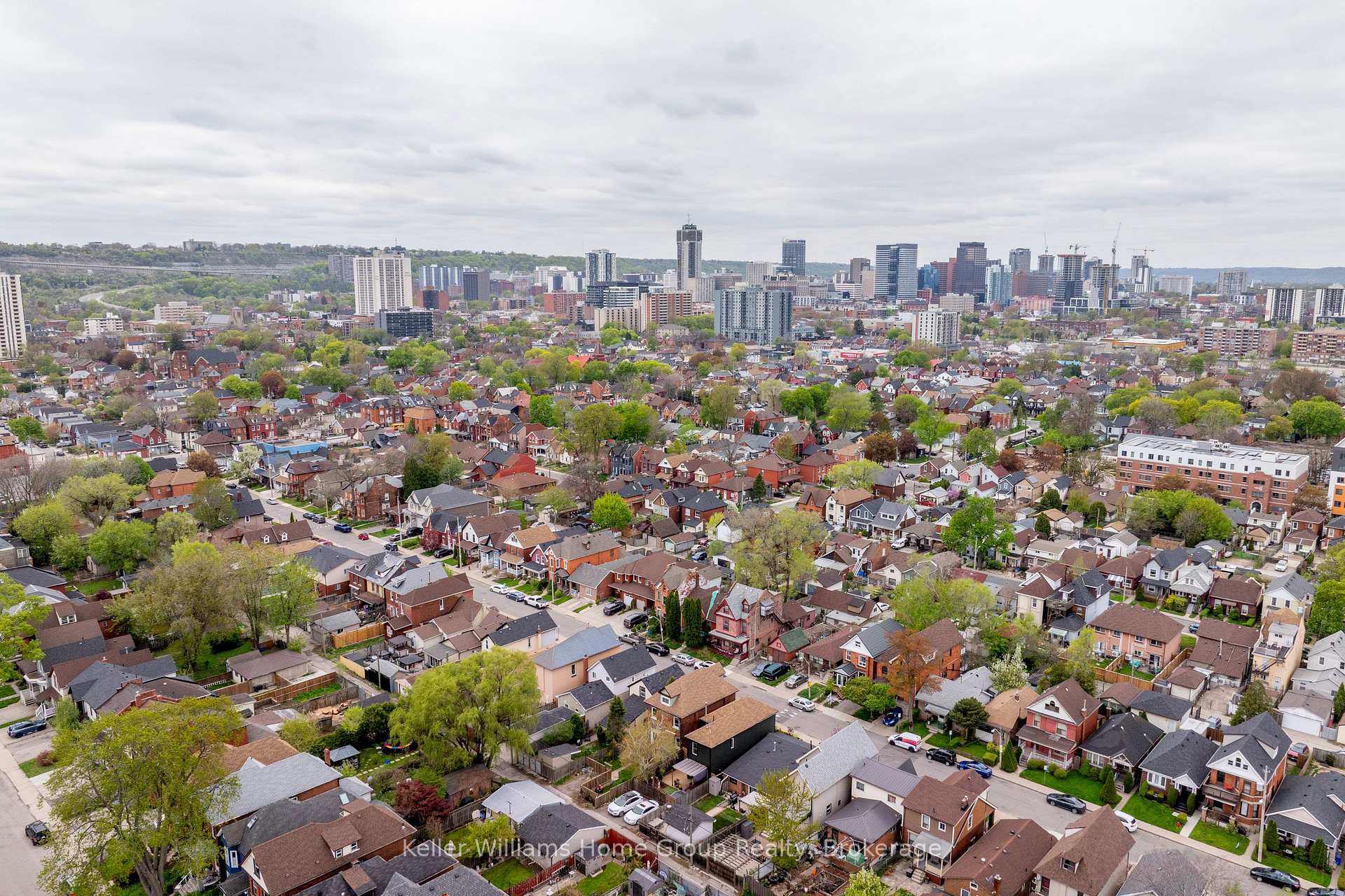 Photo 49 of 82 Oak Avenue, Hamilton, Landsdale — HOMEH