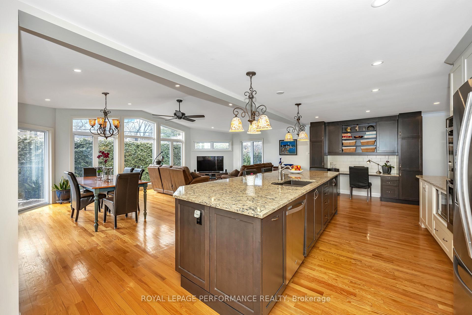 Photo 6 of 1924 Wembley Avenue, Ottawa, Carlingwood — HOMEH