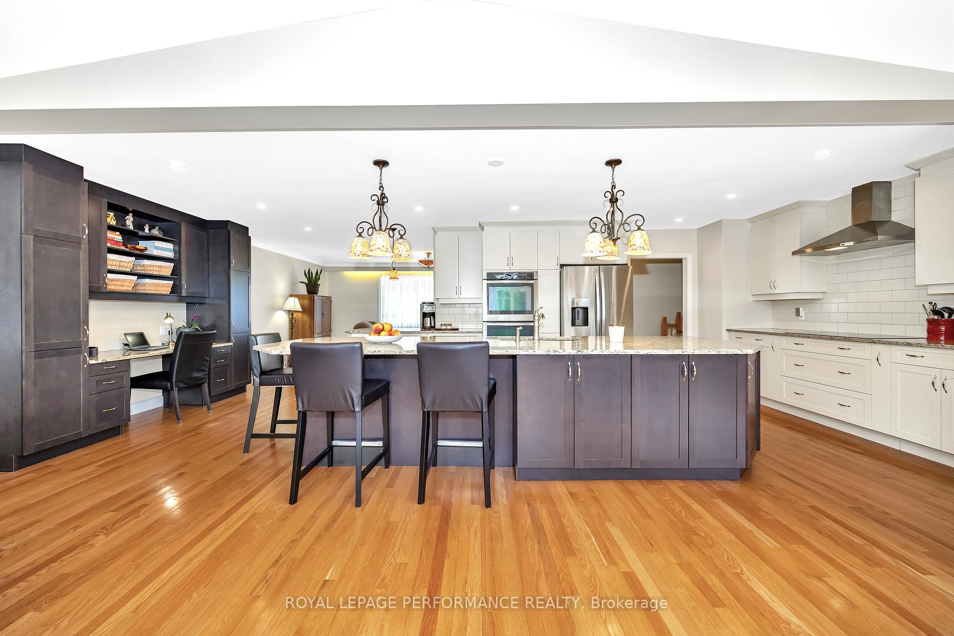 Photo 17 of 1924 Wembley Avenue, Ottawa, Carlingwood — HOMEH