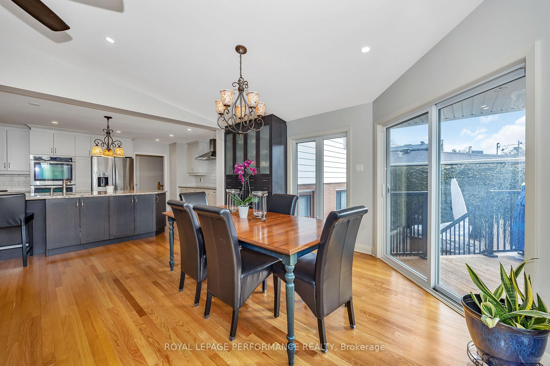 Photo 14 of 1924 Wembley Avenue, Ottawa, Carlingwood — HOMEH