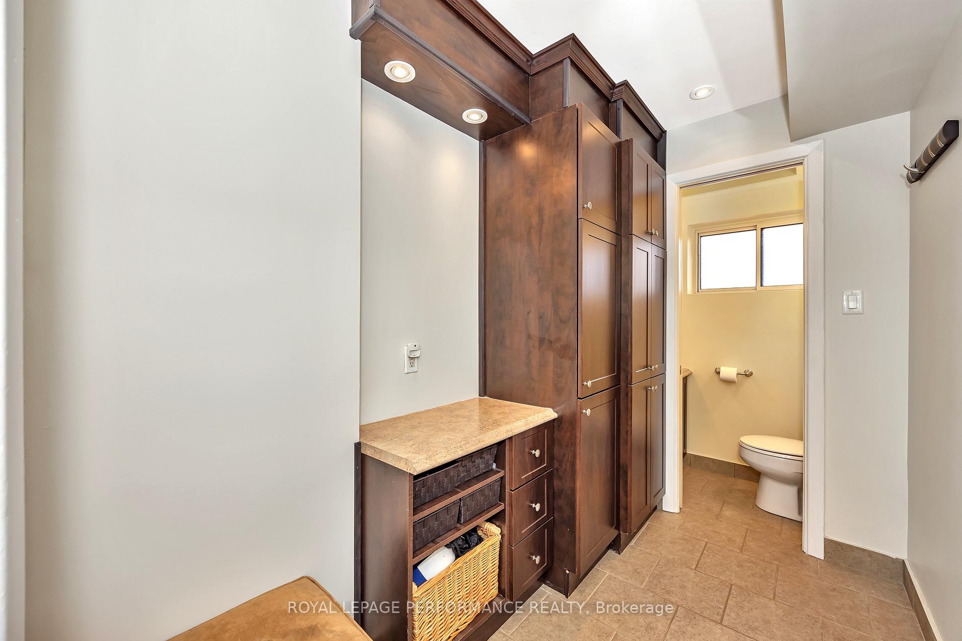 Photo 27 of 1924 Wembley Avenue, Ottawa, Carlingwood — HOMEH