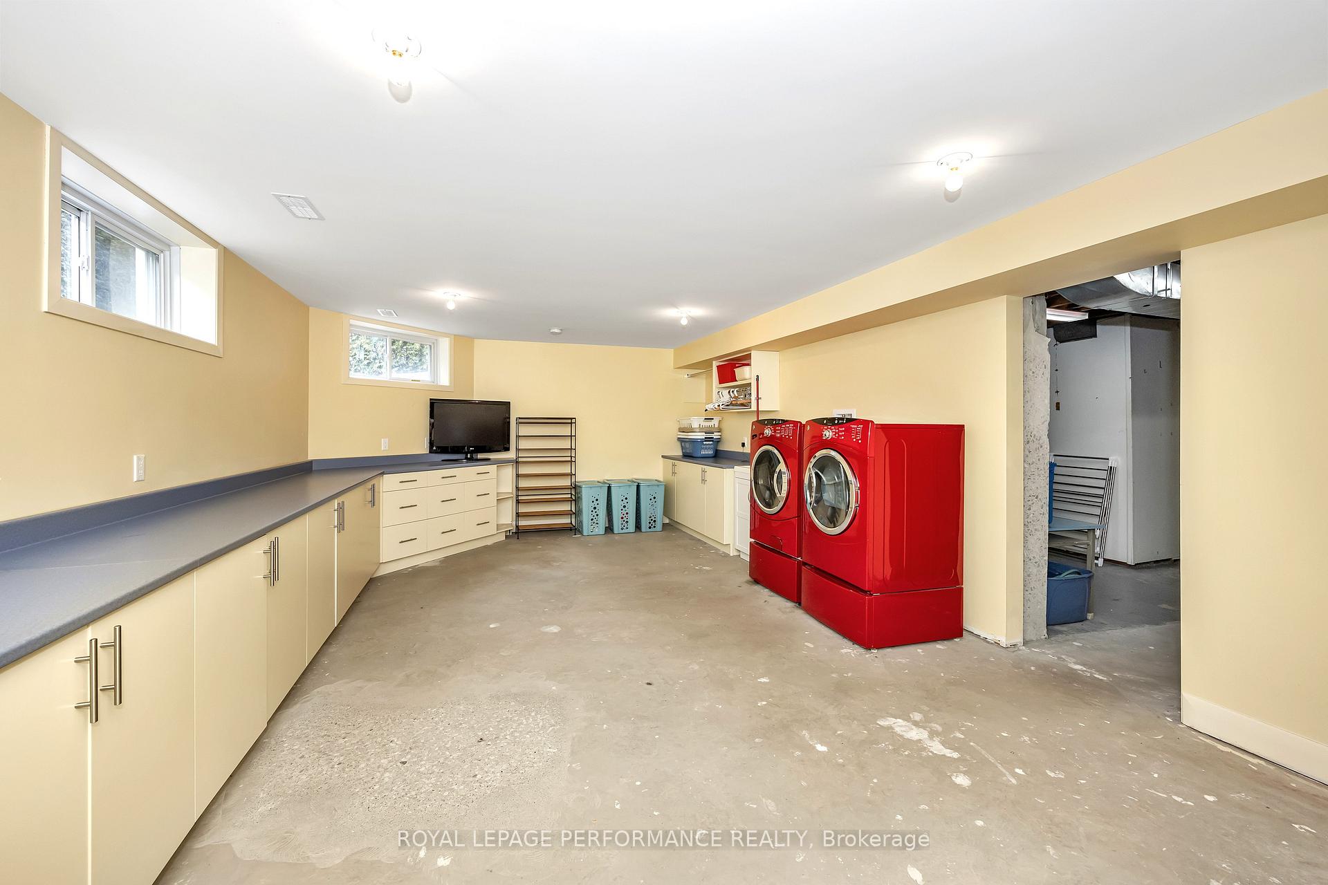 Photo 30 of 1924 Wembley Avenue, Ottawa, Carlingwood — HOMEH