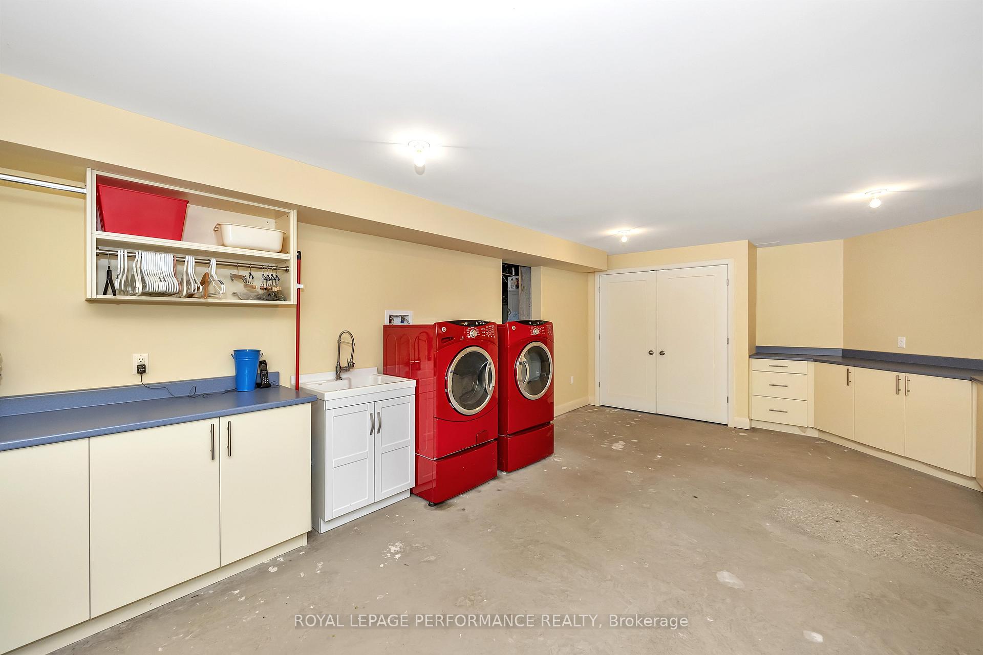 Photo 31 of 1924 Wembley Avenue, Ottawa, Carlingwood — HOMEH