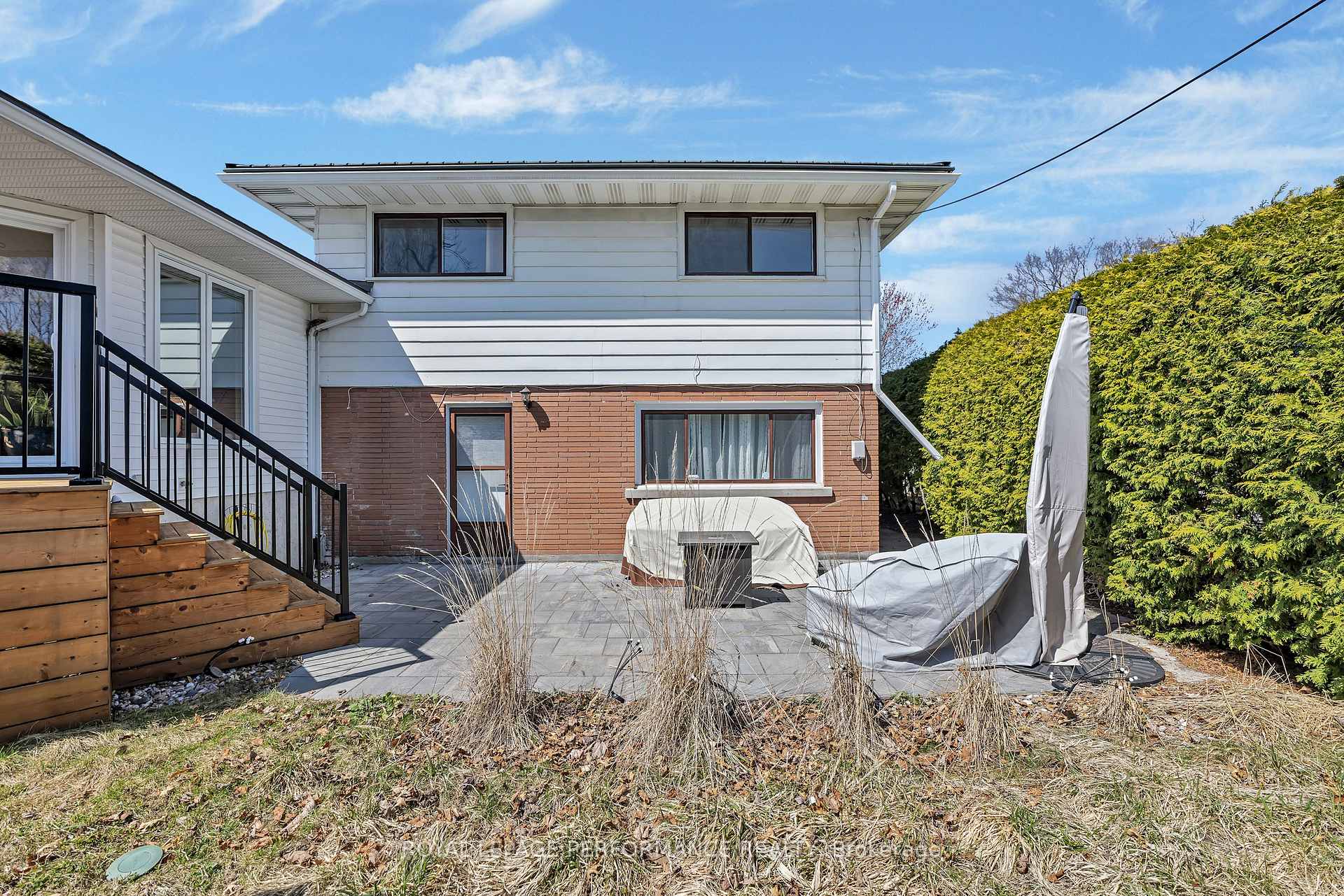 Photo 36 of 1924 Wembley Avenue, Ottawa, Carlingwood — HOMEH