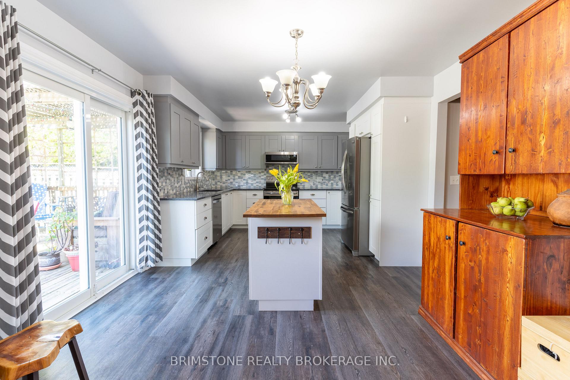 Photo 7 of 50 Girdwood Drive, Barrie, Holly — HOMEH
