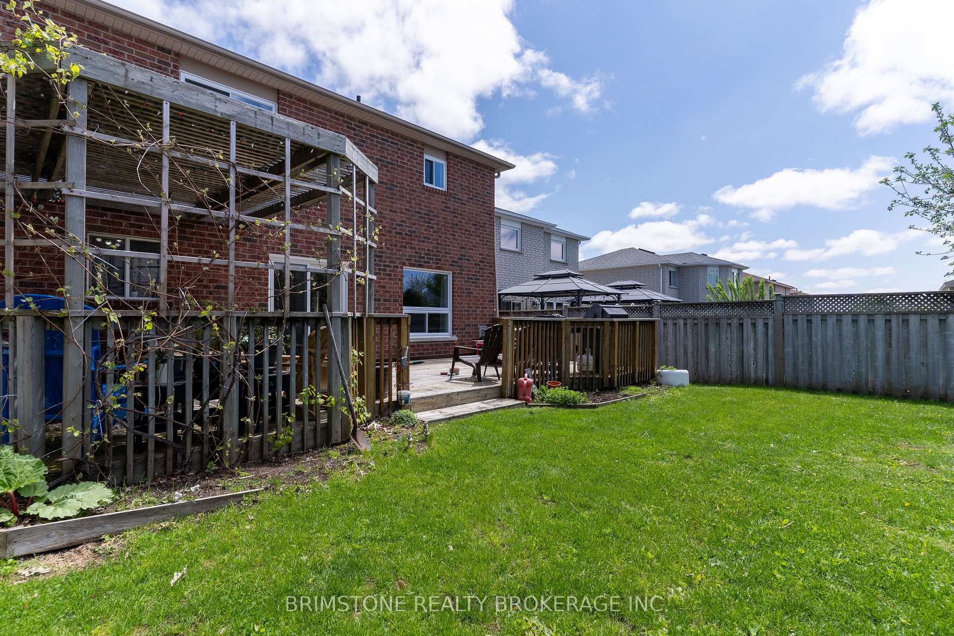 Photo 37 of 50 Girdwood Drive, Barrie, Holly — HOMEH