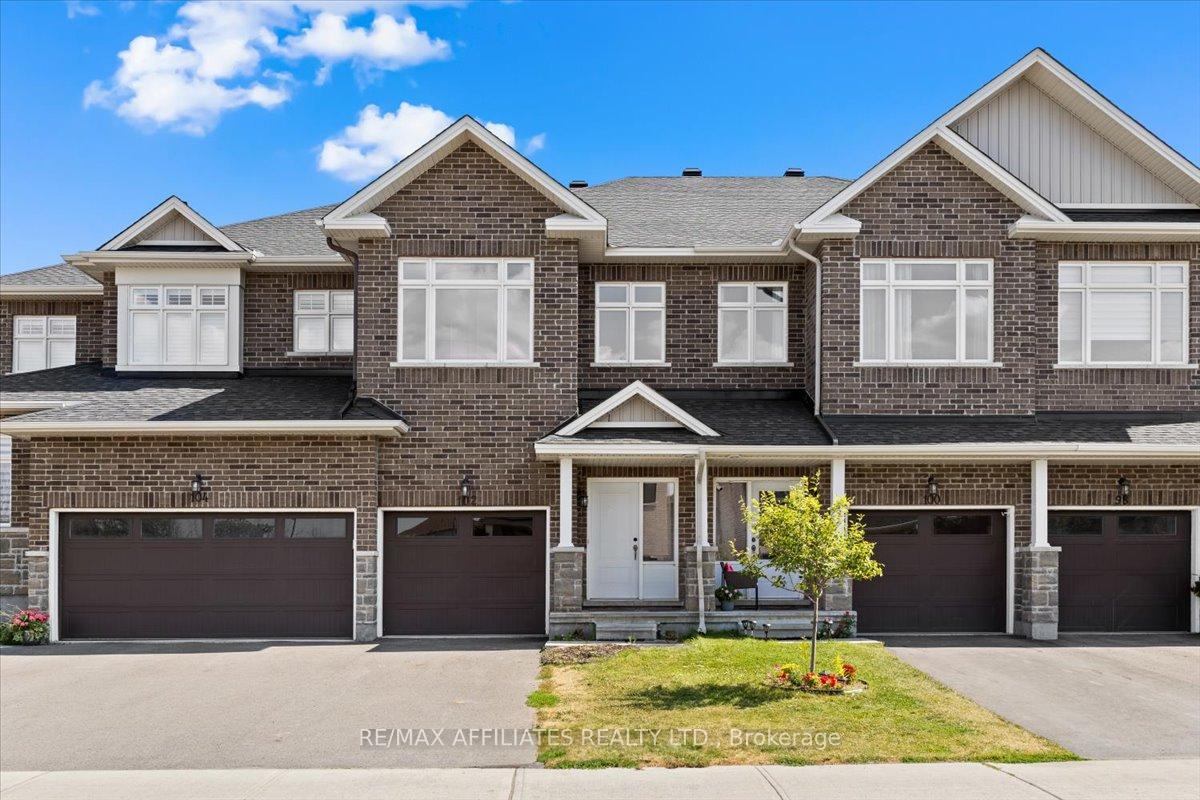 Photo 1 of 102 Hurdis Way, Carleton Place — HOMEH