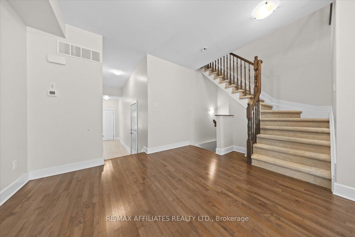 Photo 16 of 102 Hurdis Way, Carleton Place — HOMEH