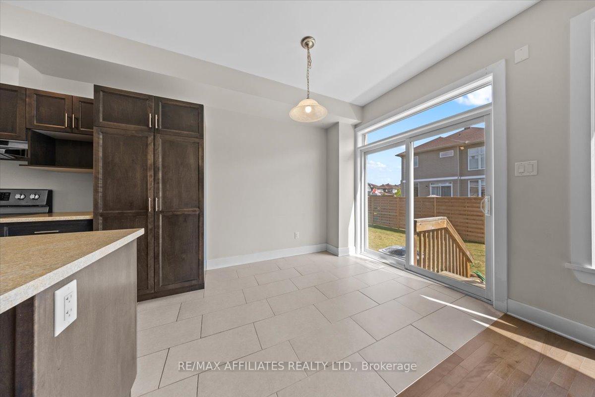 Photo 11 of 102 Hurdis Way, Carleton Place — HOMEH
