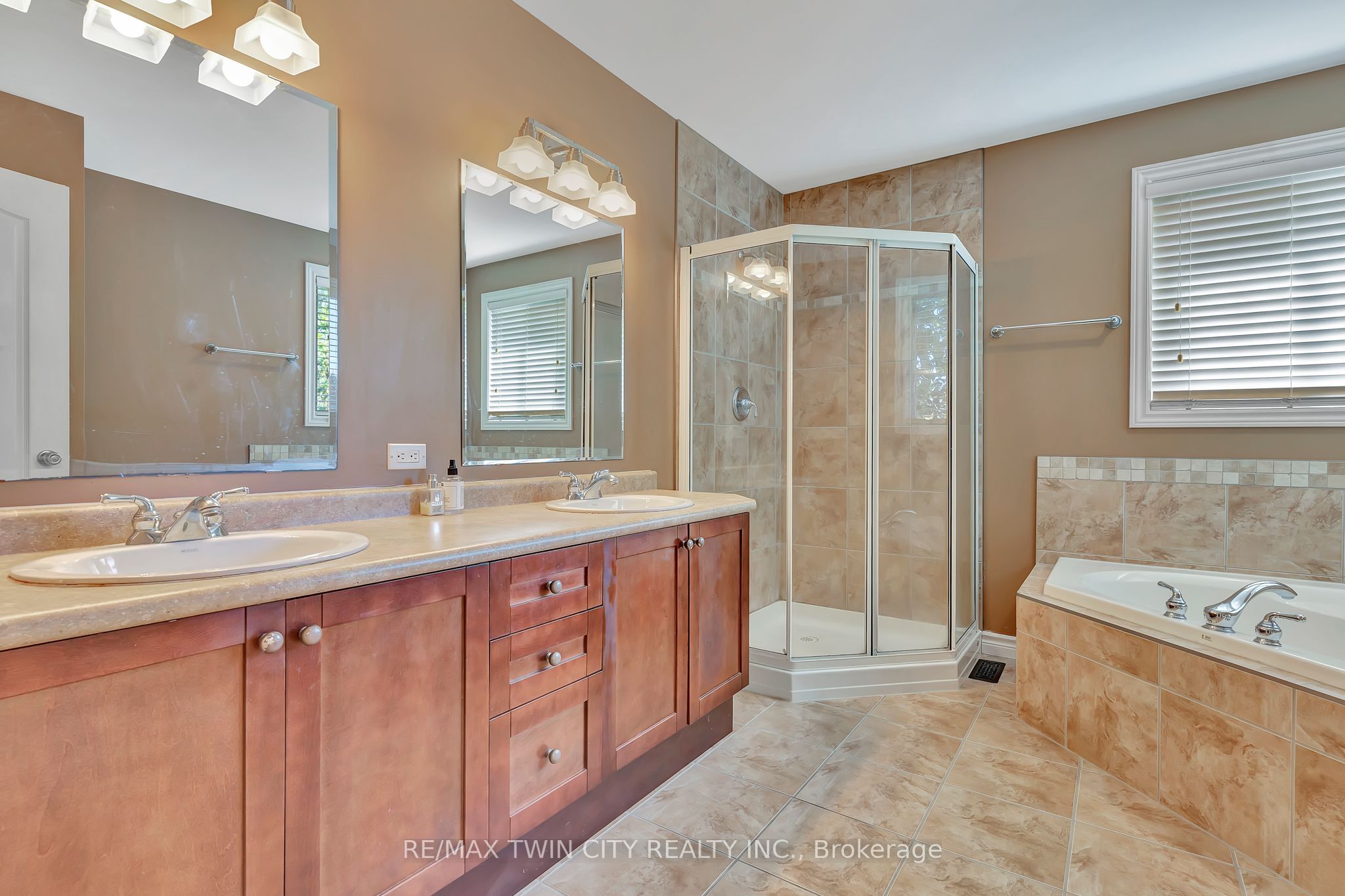 Photo 83 of 357 Auburn Drive, Waterloo, Lexington — HOMEH