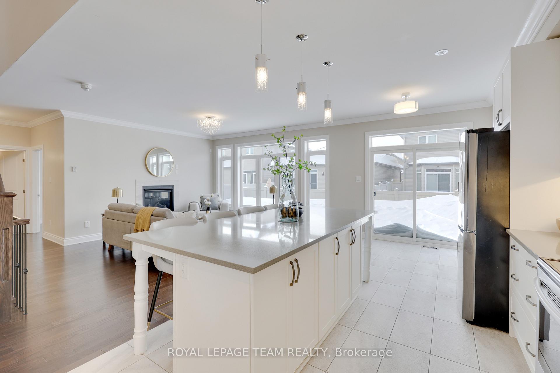 Photo 9 of 539 Peerless Street, Ottawa, Barrhaven - Cedargrove/Fraserdale — HOMEH