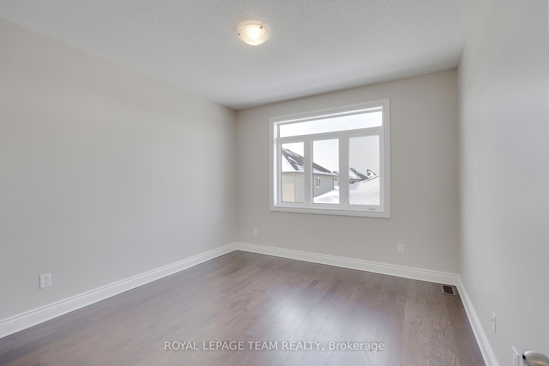 Photo 24 of 539 Peerless Street, Ottawa, Barrhaven - Cedargrove/Fraserdale — HOMEH