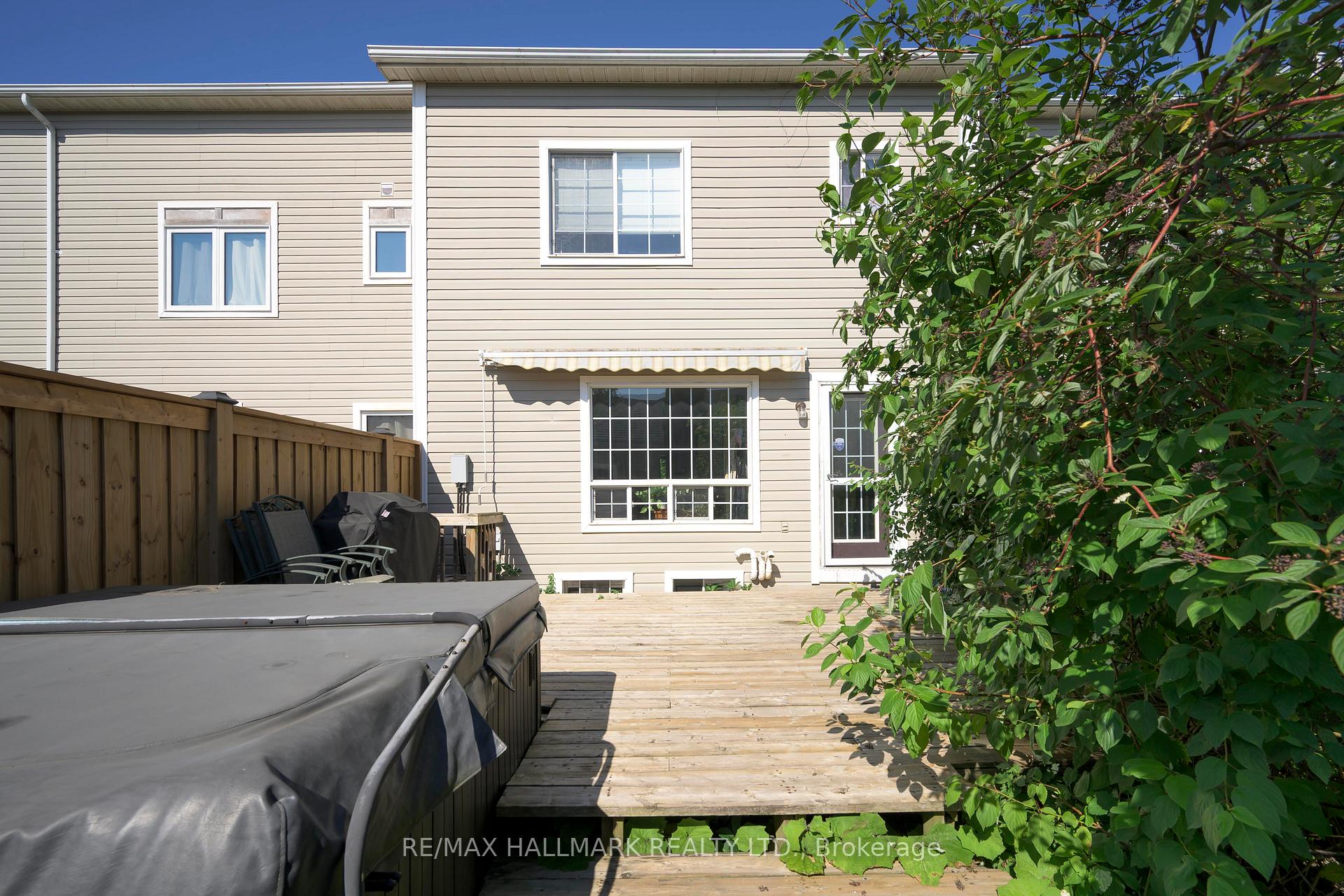 Photo 31 of 104 Warwick Avenue, Ajax, South East — HOMEH