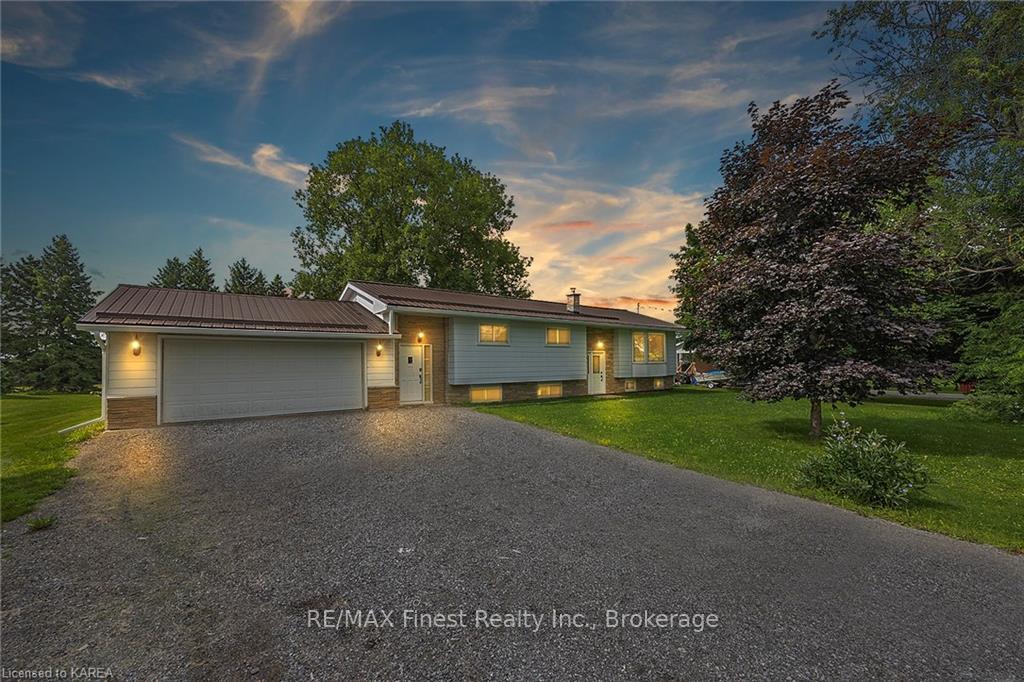Photo 1 of 2068 Keeley Road, Frontenac, Frontenac South — HOMEH