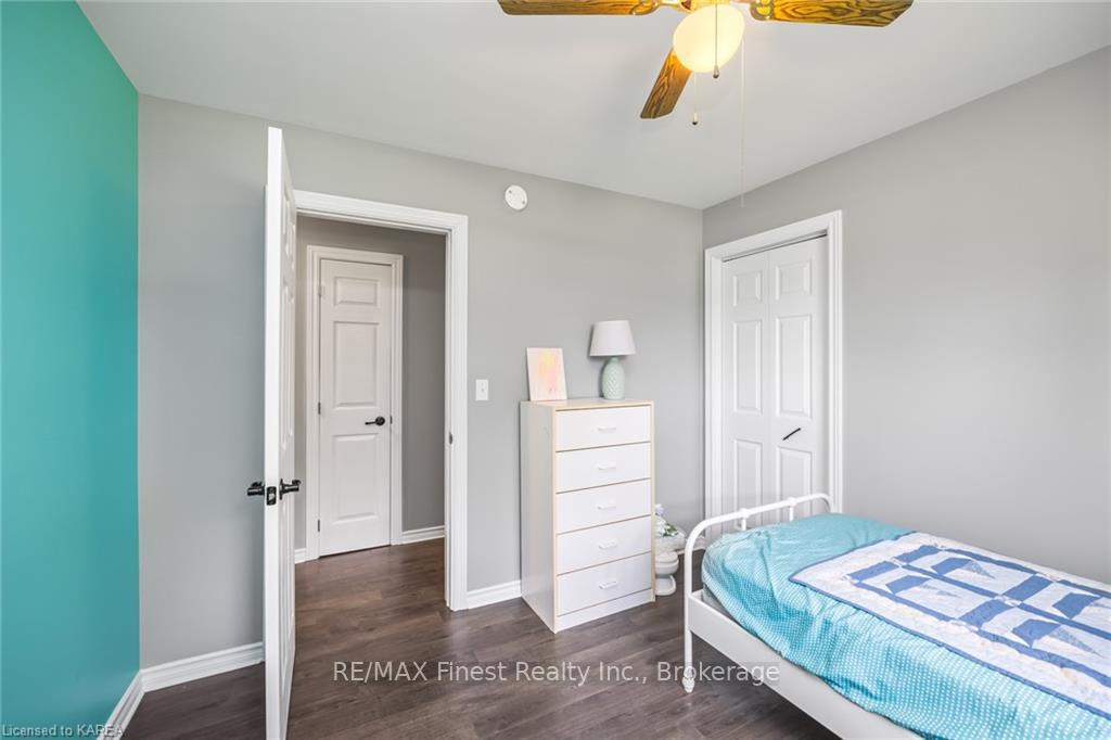 Photo 12 of 2068 Keeley Road, Frontenac, Frontenac South — HOMEH