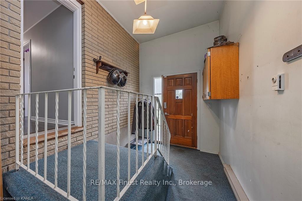 Photo 17 of 2068 Keeley Road, Frontenac, Frontenac South — HOMEH