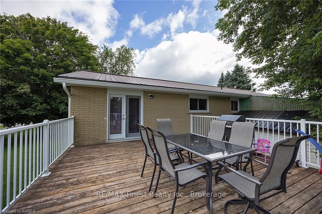 Photo 19 of 2068 Keeley Road, Frontenac, Frontenac South — HOMEH
