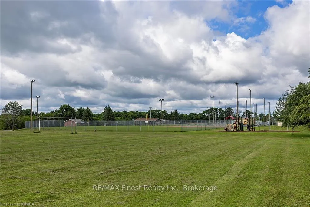 Photo 24 of 2068 Keeley Road, Frontenac, Frontenac South — HOMEH
