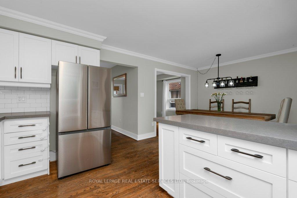 Photo 14 of 18 Weatherup Crescent, Barrie, West Bayfield — HOMEH