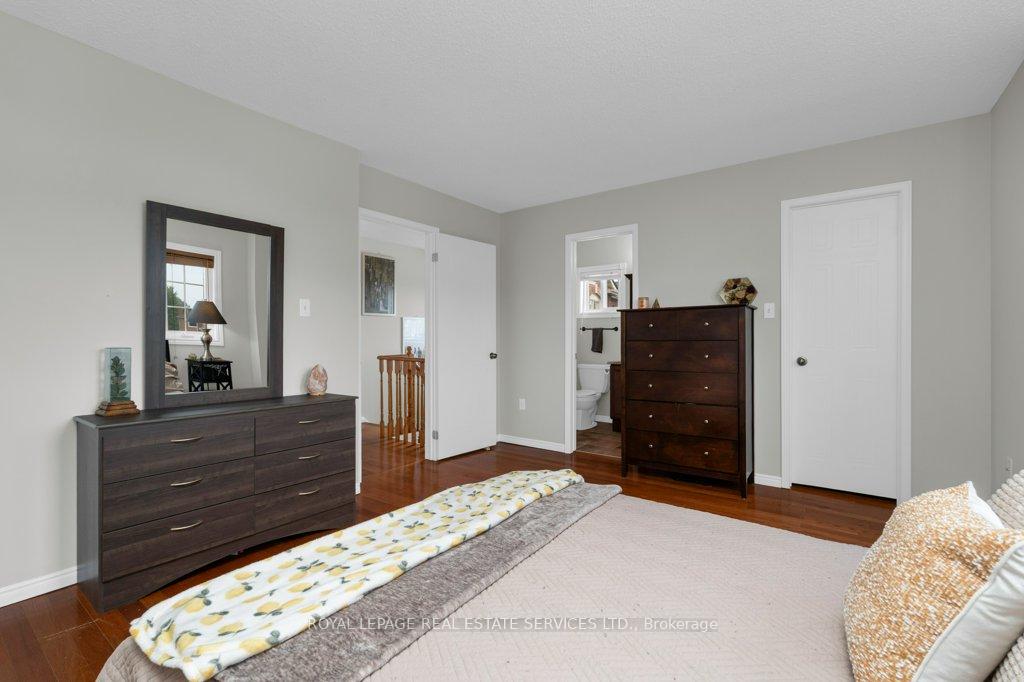 Photo 18 of 18 Weatherup Crescent, Barrie, West Bayfield — HOMEH