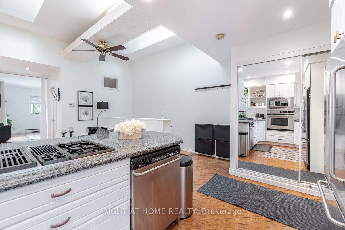 Photo 7 of 62 Florence Street, Hamilton, Strathcona — HOMEH