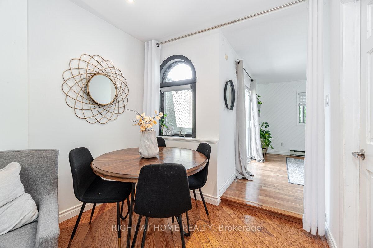 Photo 11 of 62 Florence Street, Hamilton, Strathcona — HOMEH