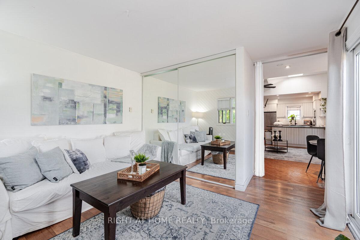 Photo 12 of 62 Florence Street, Hamilton, Strathcona — HOMEH