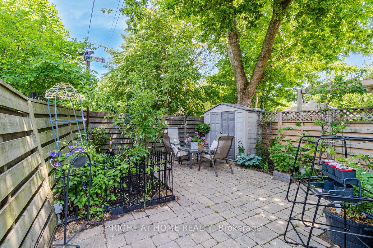 Photo 22 of 62 Florence Street, Hamilton, Strathcona — HOMEH