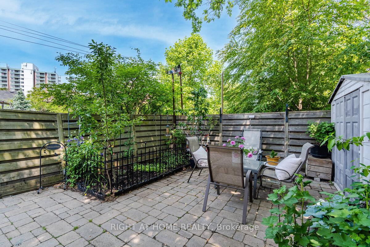 Photo 24 of 62 Florence Street, Hamilton, Strathcona — HOMEH