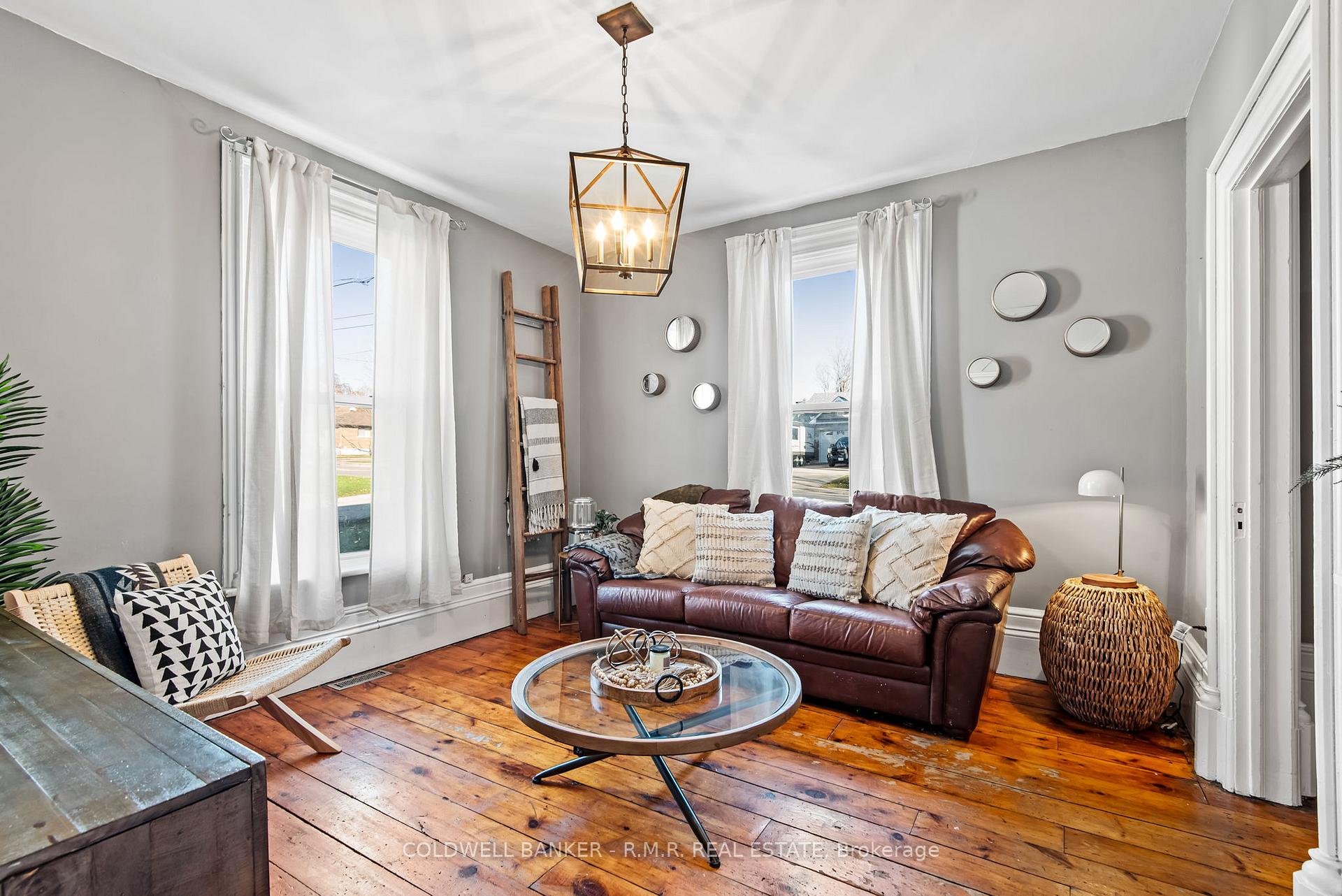 Photo 5 of 62 Scugog Street, Clarington, Bowmanville — HOMEH