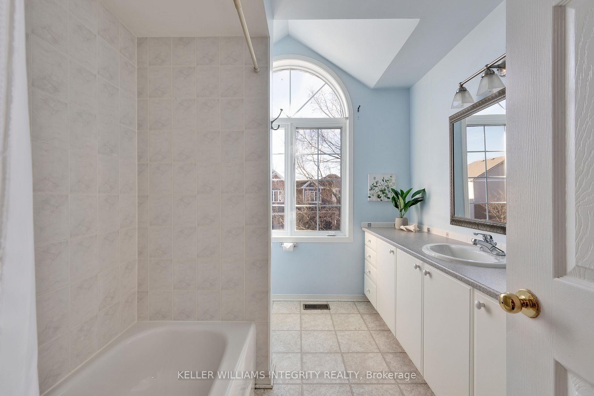 Photo 94 of 7 Vistapointe Drive, Ottawa, Barrhaven East — HOMEH