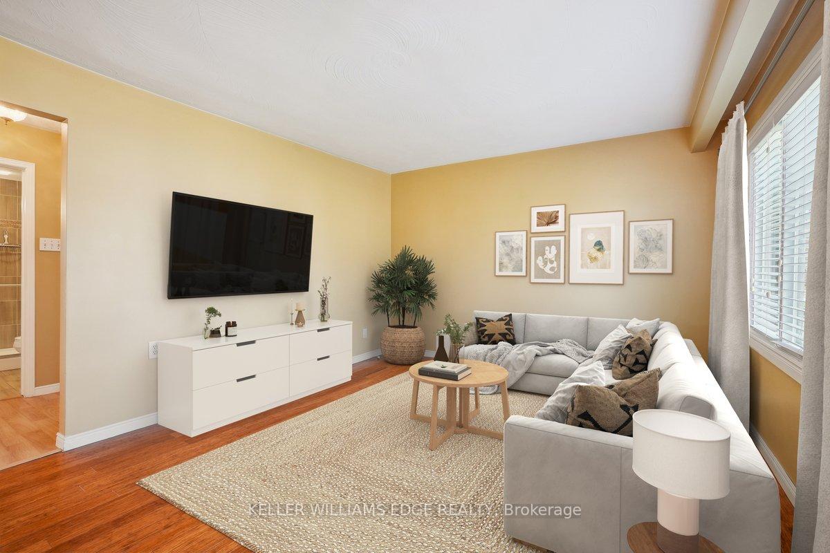 Photo 3 of 343 Weir Street N, Hamilton, Homeside — HOMEH