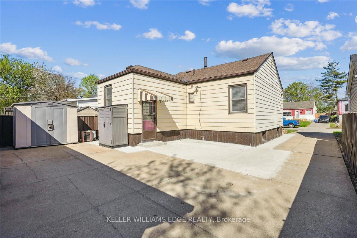Photo 26 of 343 Weir Street N, Hamilton, Homeside — HOMEH