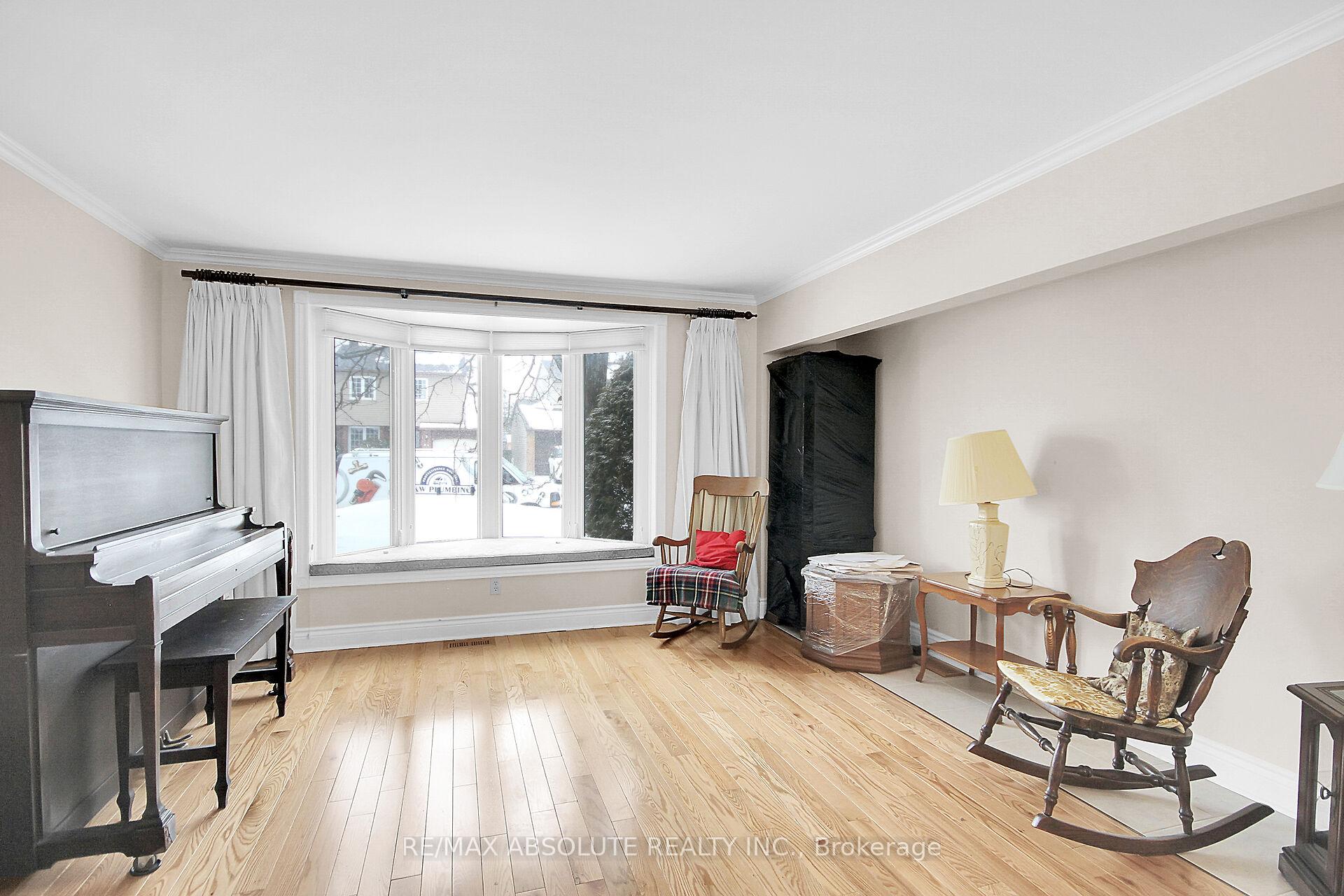 Photo 18 of 13 Melville Drive, Ottawa, Barrhaven - Pheasant Run — HOMEH