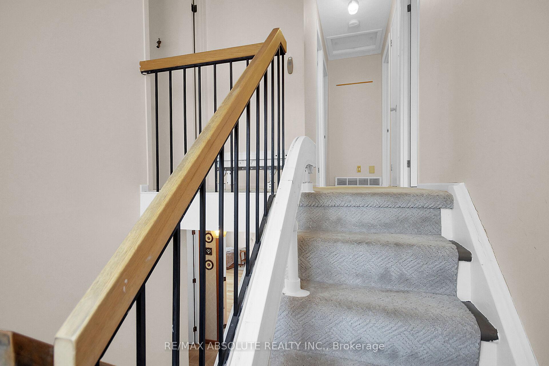 Photo 25 of 13 Melville Drive, Ottawa, Barrhaven - Pheasant Run — HOMEH