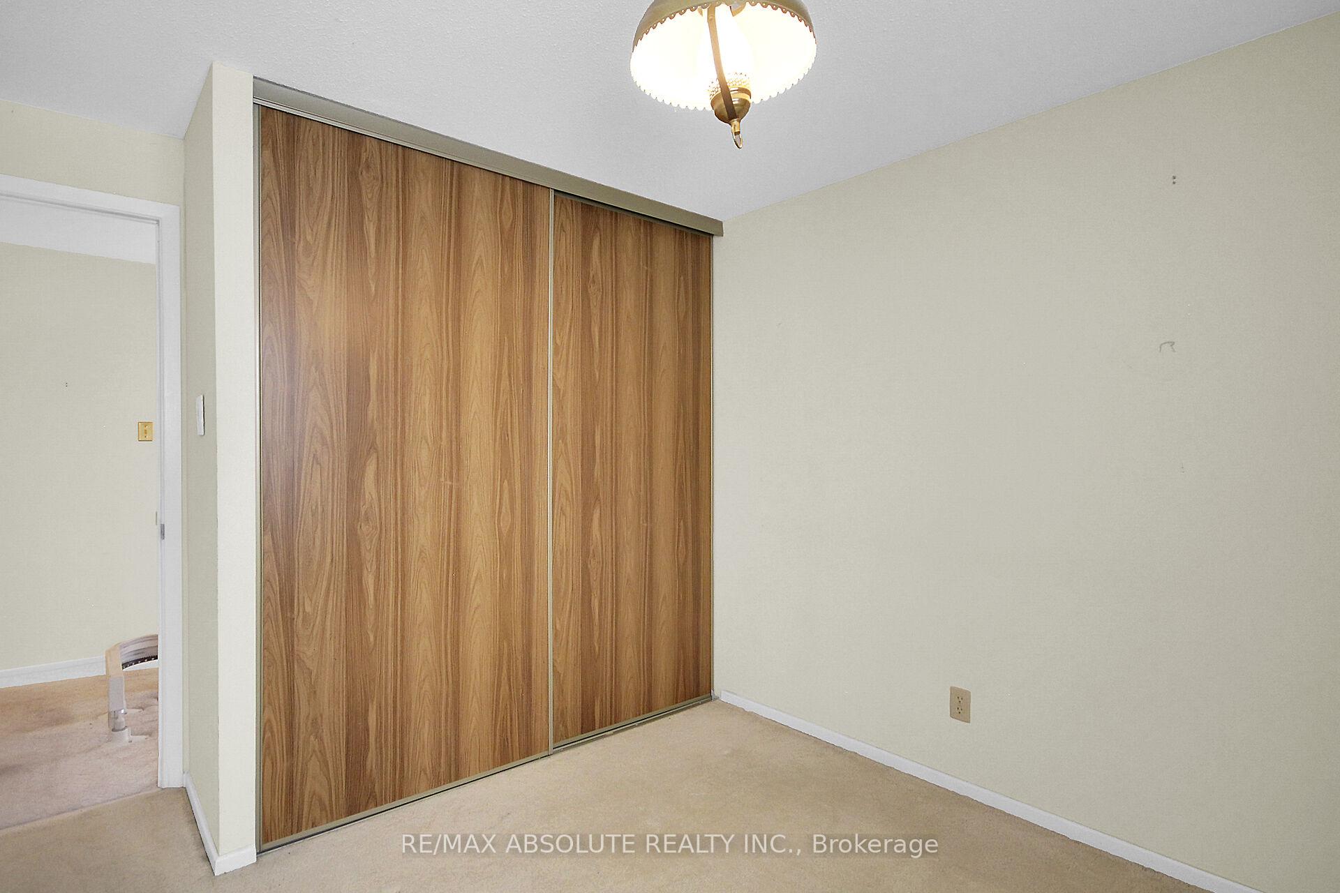 Photo 36 of 13 Melville Drive, Ottawa, Barrhaven - Pheasant Run — HOMEH