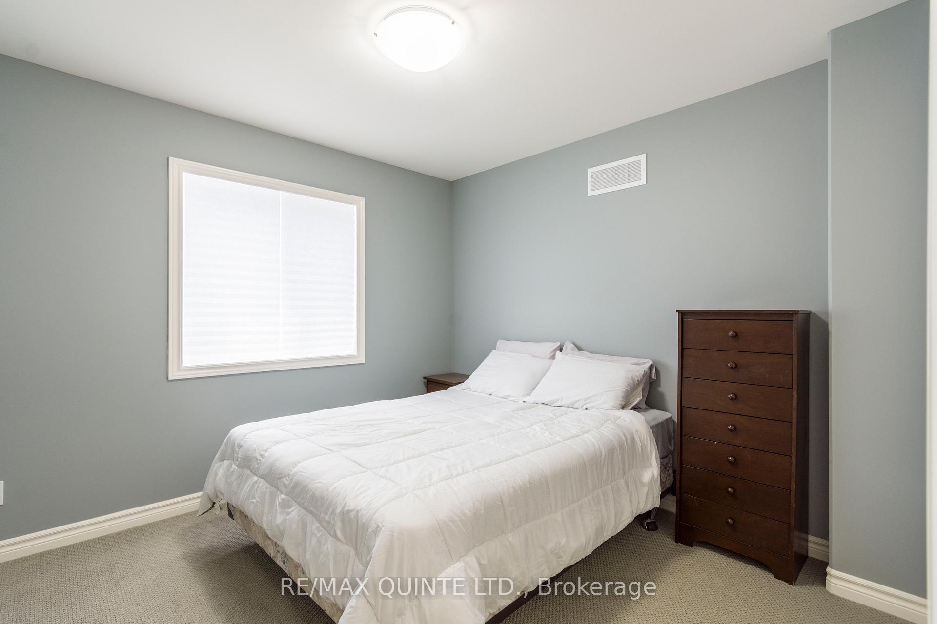 Photo 17 of 89 Aldersgate Drive, Belleville, Belleville Ward — HOMEH