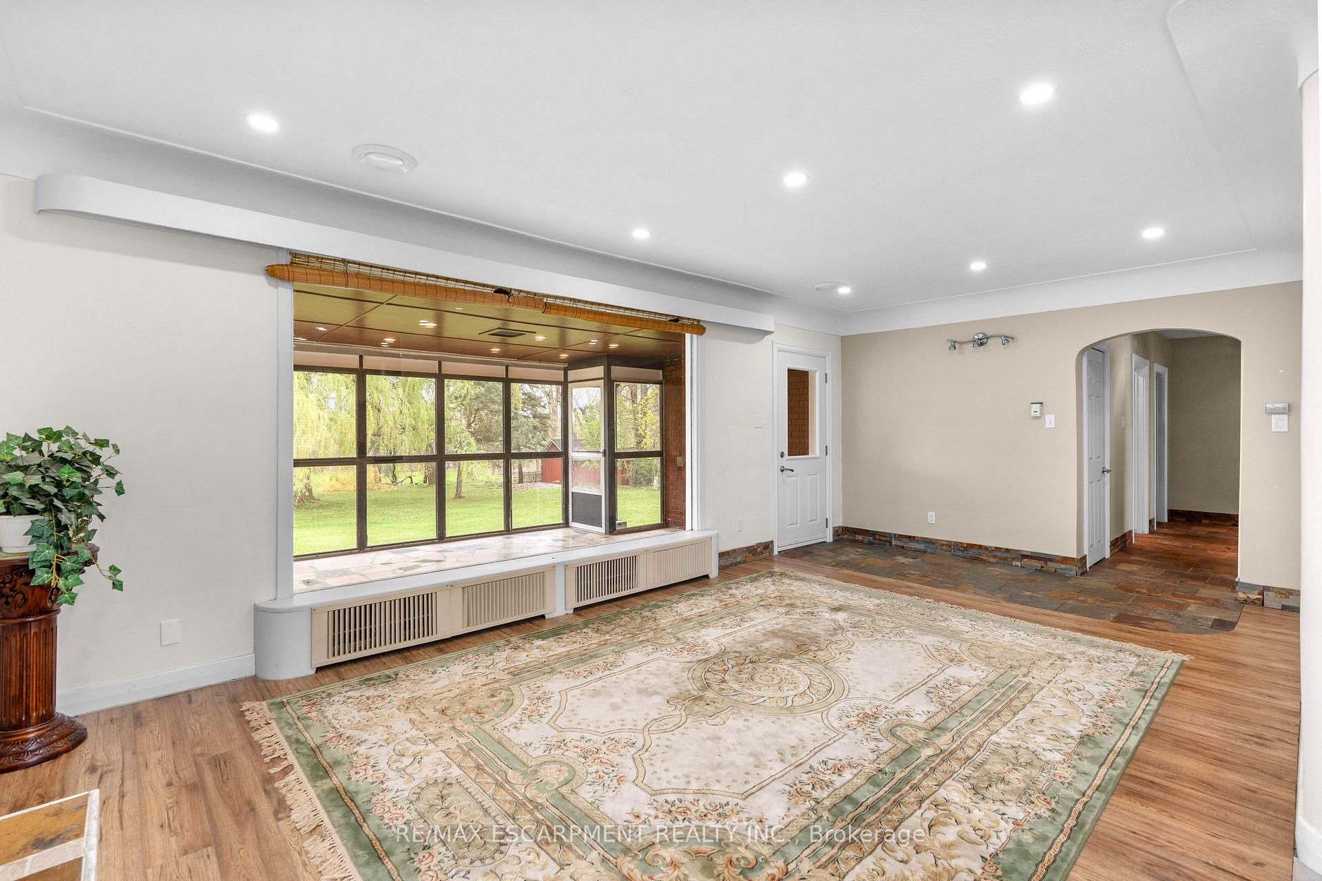 Photo 18 of 8 Northcliffe Avenue, Hamilton, Pleasant View — HOMEH
