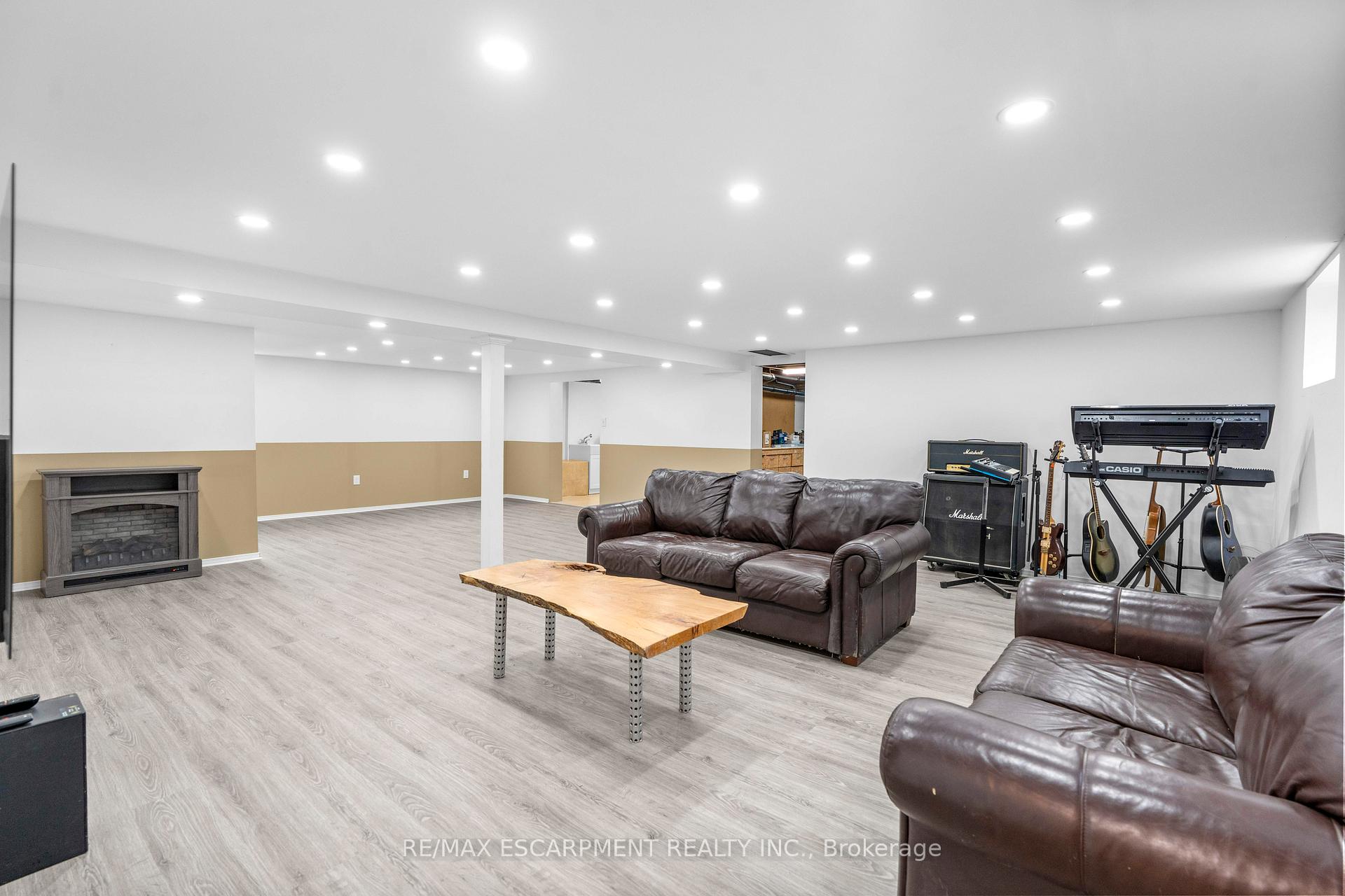Photo 36 of 8 Northcliffe Avenue, Hamilton, Pleasant View — HOMEH