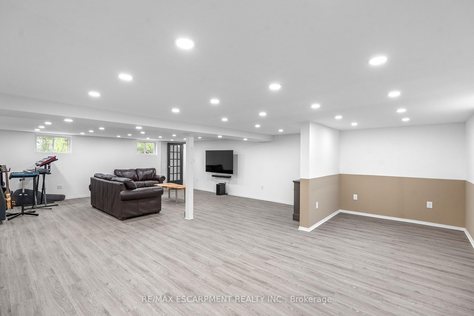 Photo 40 of 8 Northcliffe Avenue, Hamilton, Pleasant View — HOMEH