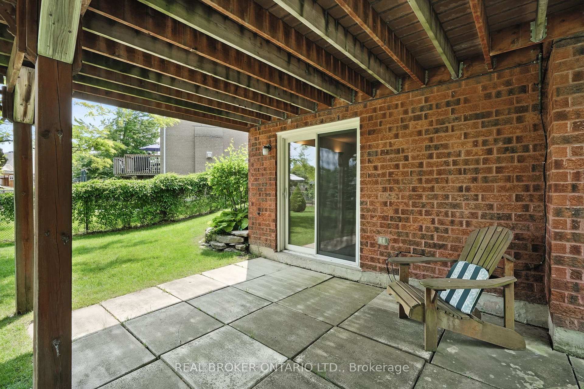 Photo 30 of 41 Emms Drive, Barrie, Holly — HOMEH