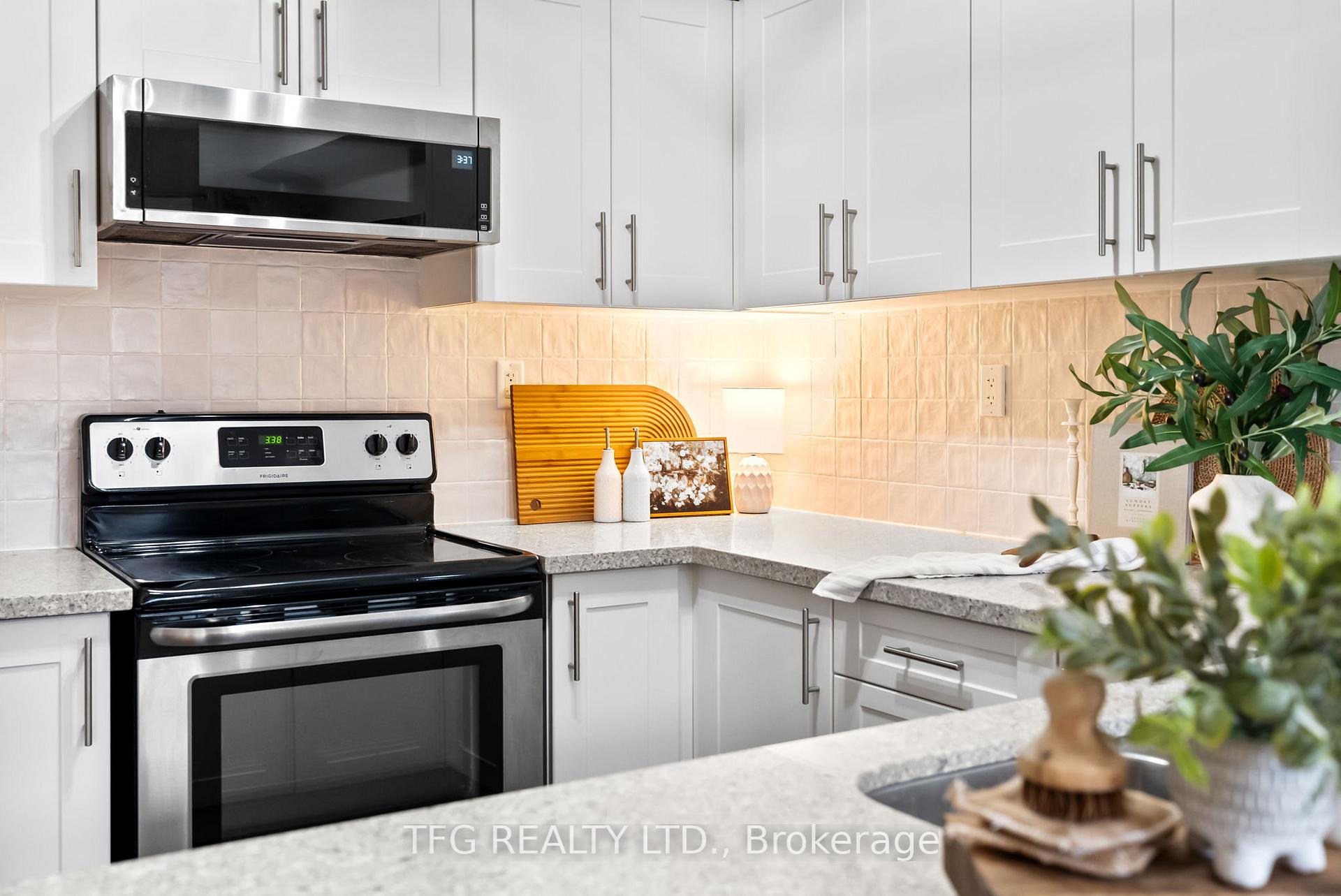 Photo 11 of 12 Ken Bromley Lane, Clarington, Bowmanville — HOMEH