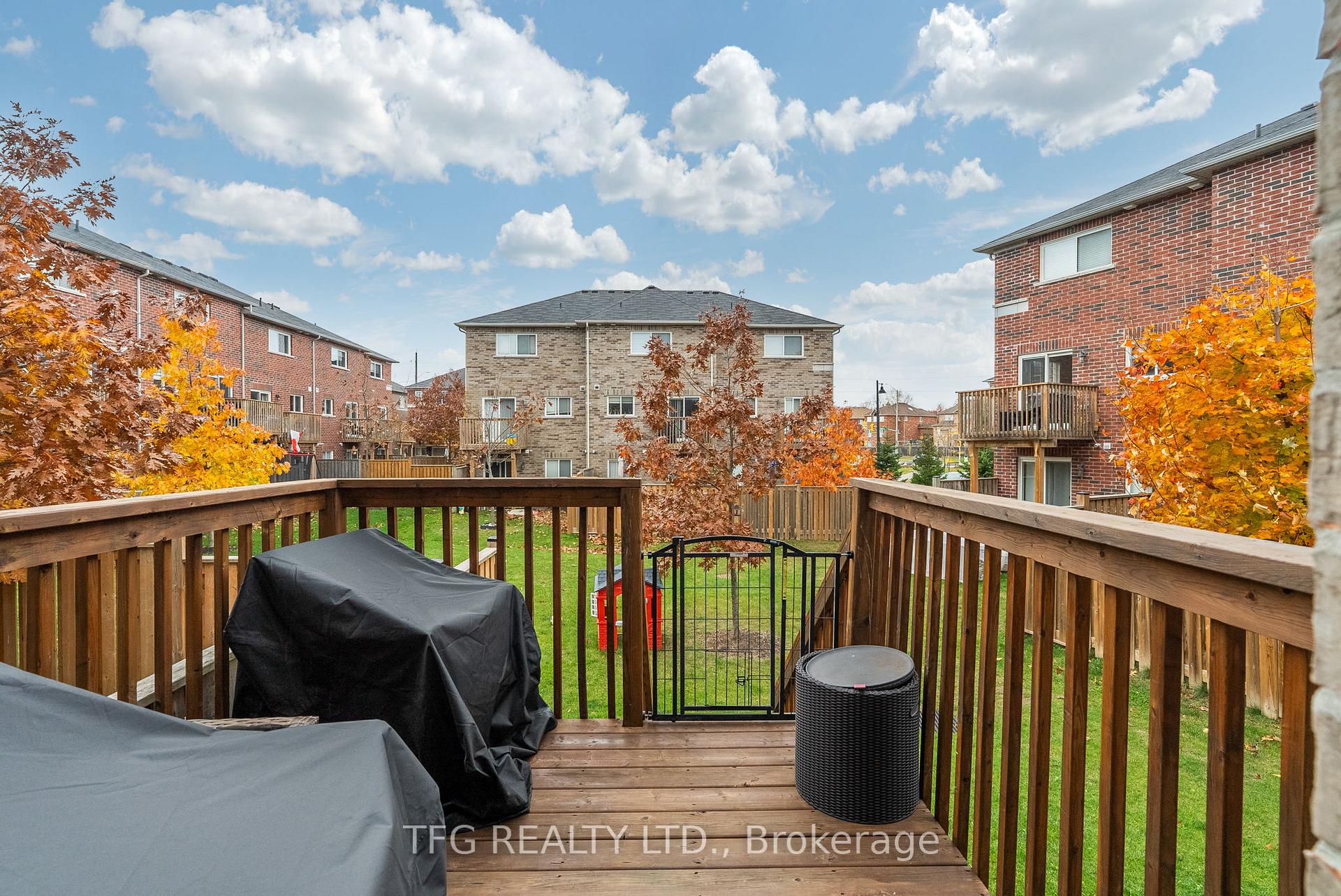 Photo 35 of 12 Ken Bromley Lane, Clarington, Bowmanville — HOMEH