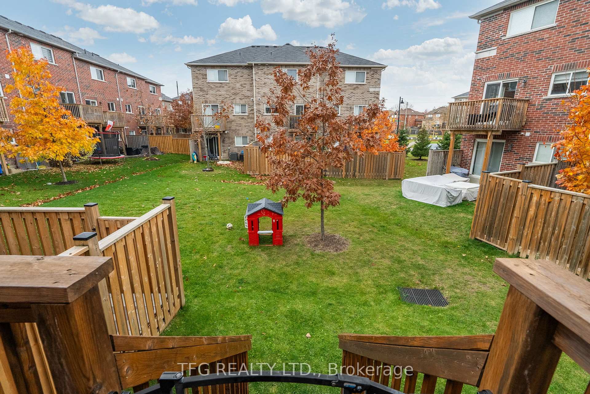 Photo 36 of 12 Ken Bromley Lane, Clarington, Bowmanville — HOMEH