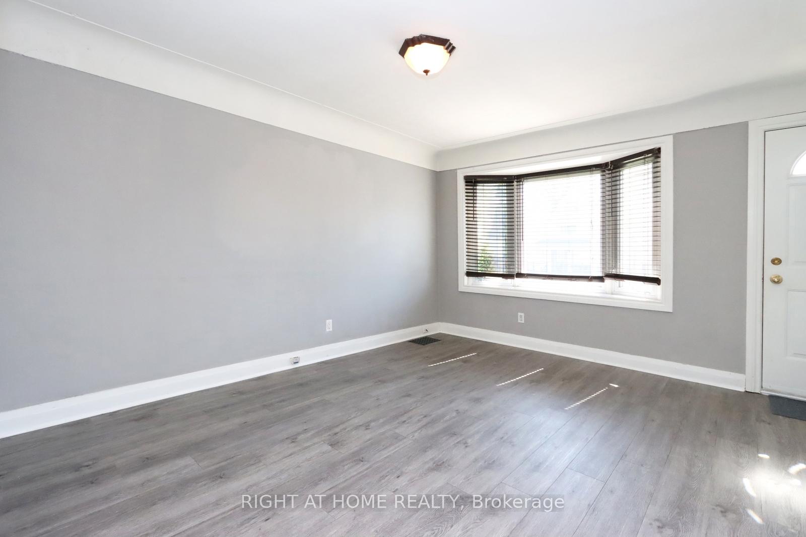 Photo 5 of 240 East 22nd Street, Hamilton, Eastmount — HOMEH