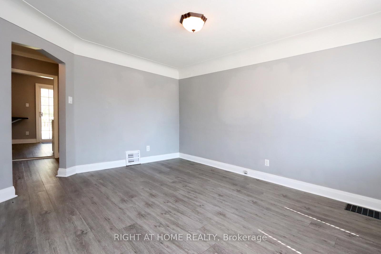 Photo 6 of 240 East 22nd Street, Hamilton, Eastmount — HOMEH