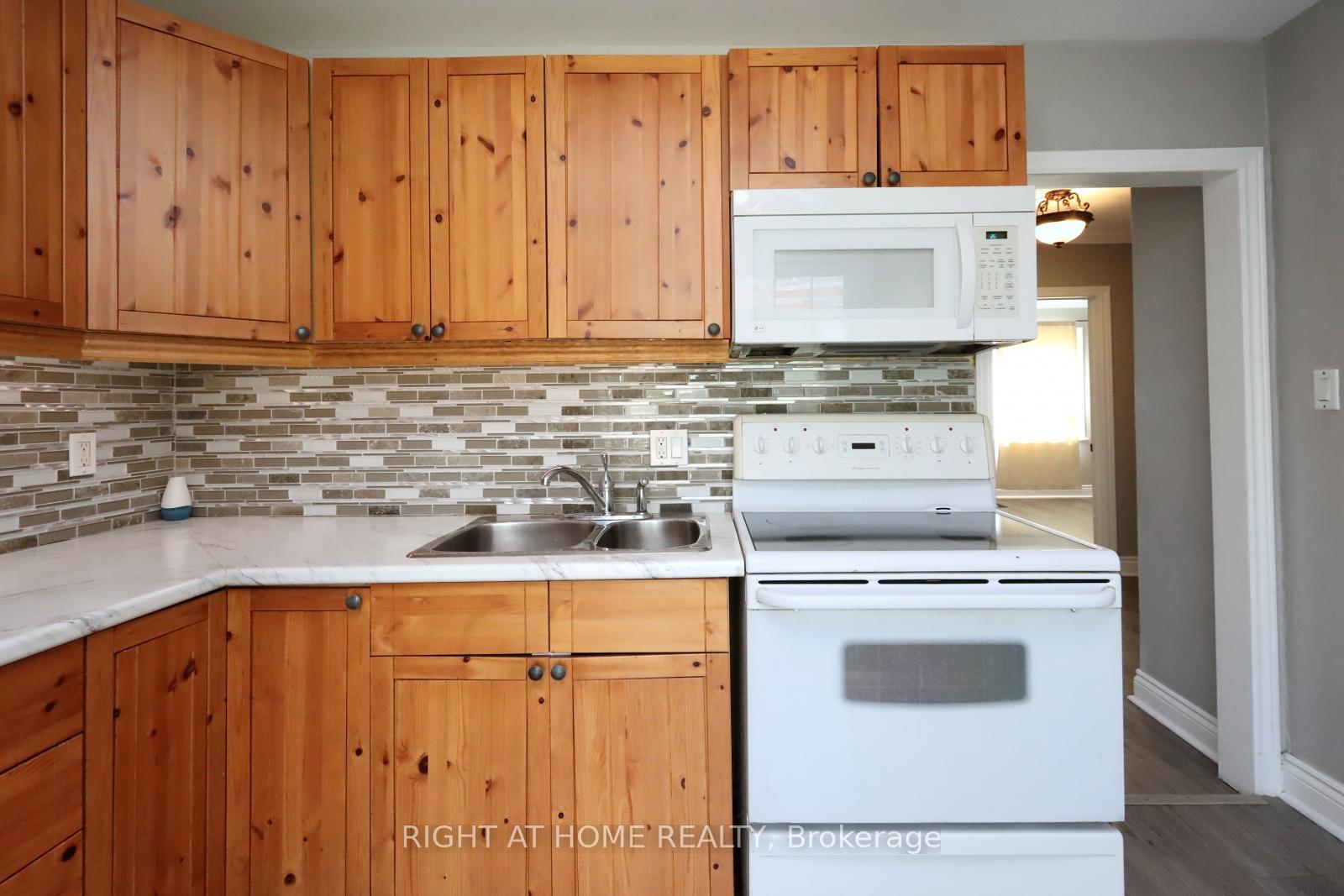 Photo 10 of 240 East 22nd Street, Hamilton, Eastmount — HOMEH