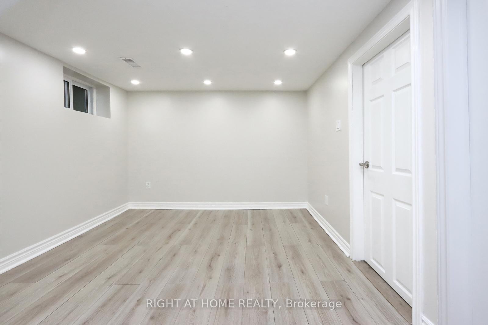 Photo 22 of 240 East 22nd Street, Hamilton, Eastmount — HOMEH
