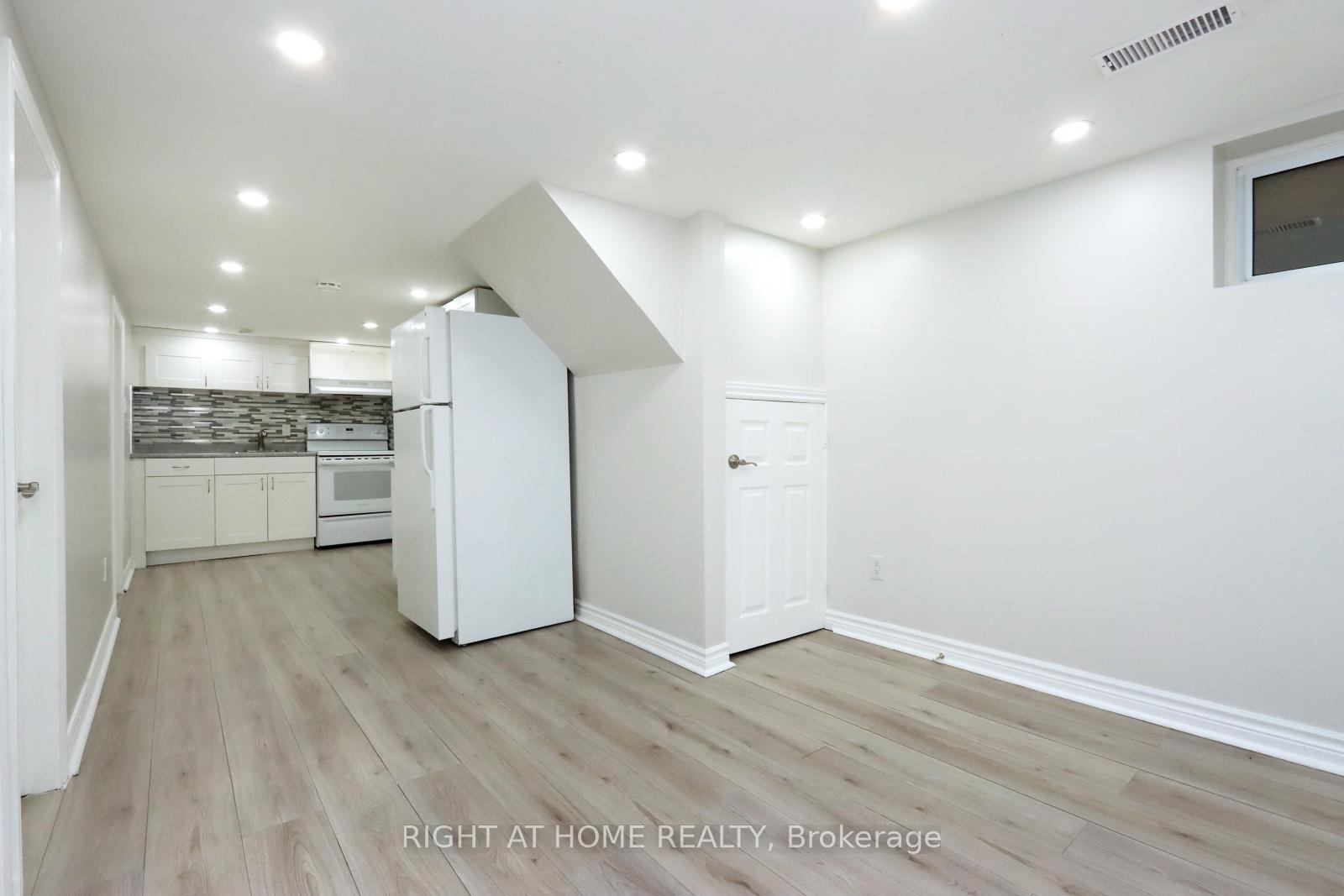 Photo 23 of 240 East 22nd Street, Hamilton, Eastmount — HOMEH